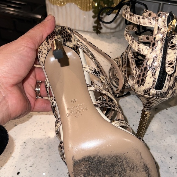 Valentino beige Python micro stud - Picture 3 of 4